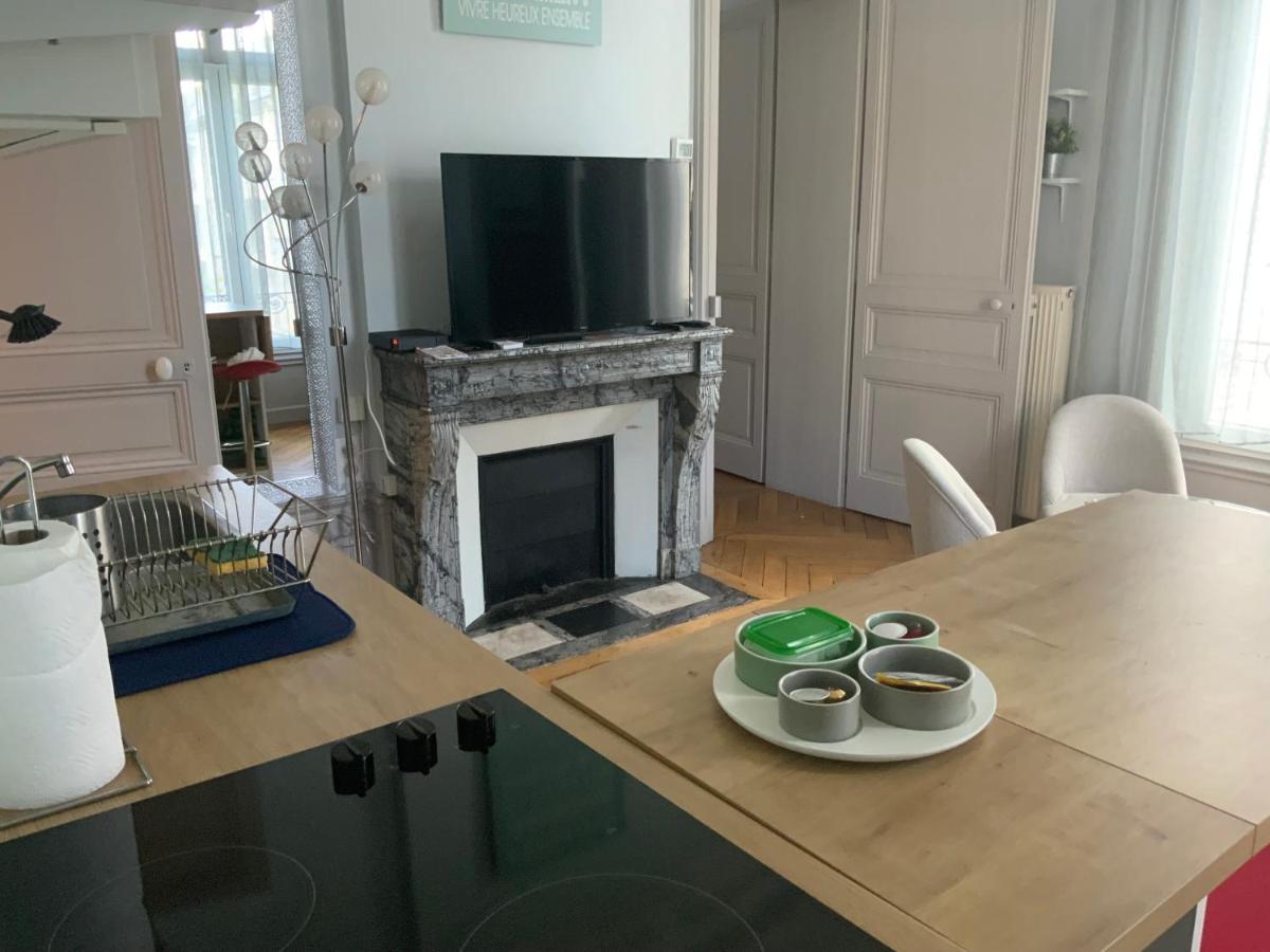 4 People+Free Street Parking+Cosy Centre Ville Apartment รูออง ภายนอก รูปภาพ